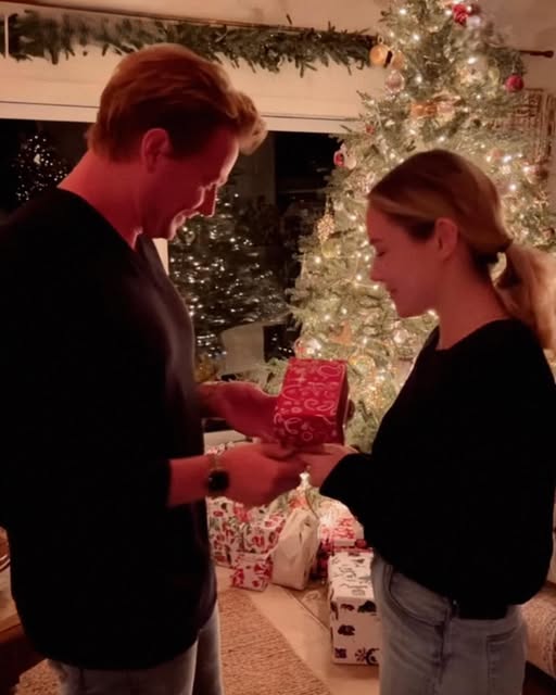 I Lost It When I Saw My Fiancé’s Christmas Gift to Me